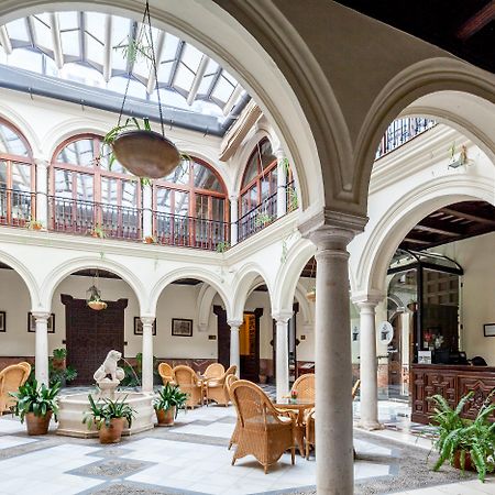 Palacio Marques De La Gomera Осуна Екстериор снимка