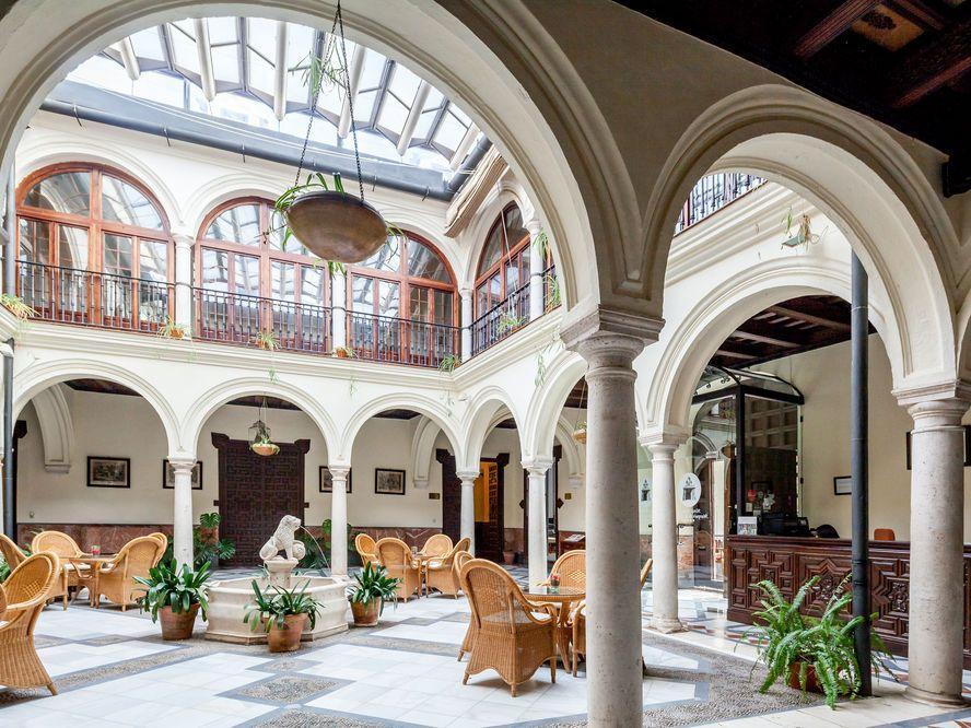 Palacio Marques De La Gomera Осуна Екстериор снимка