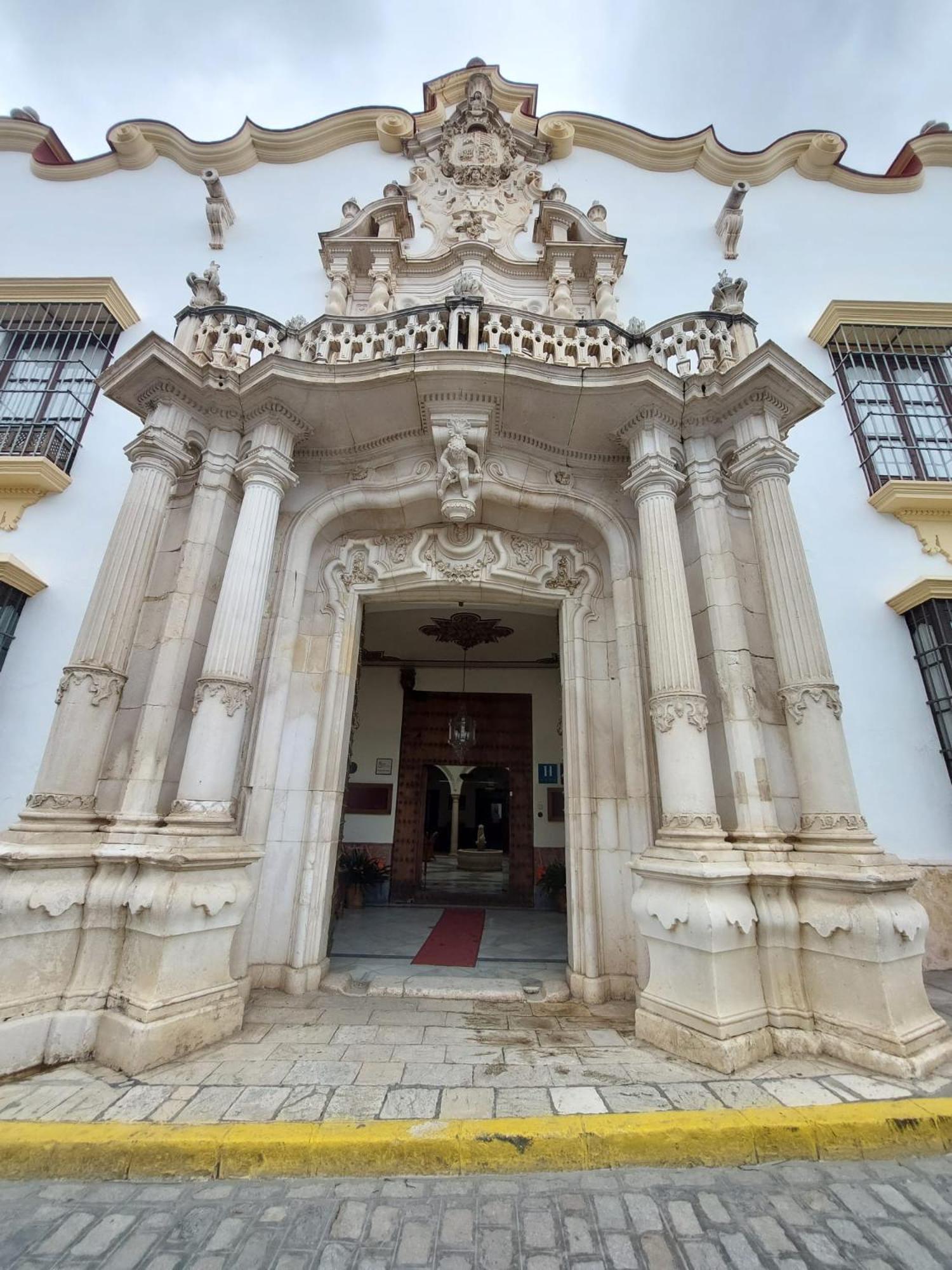 Palacio Marques De La Gomera Осуна Екстериор снимка